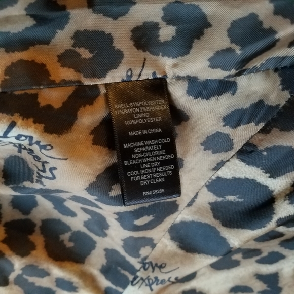 Express Women’s Black Cropped Jacket Sz S EUC - Picture 14 of 14